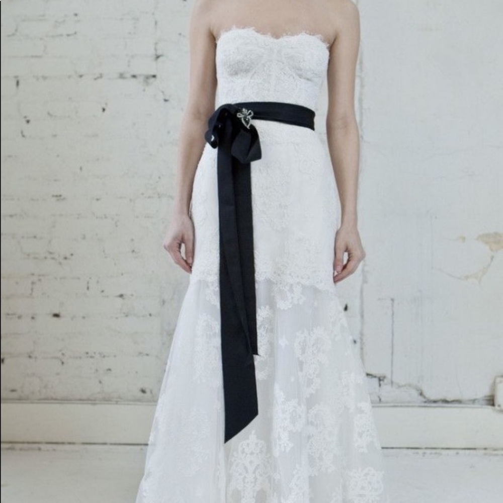 Monique Lhuillier Arielle Dress + veil